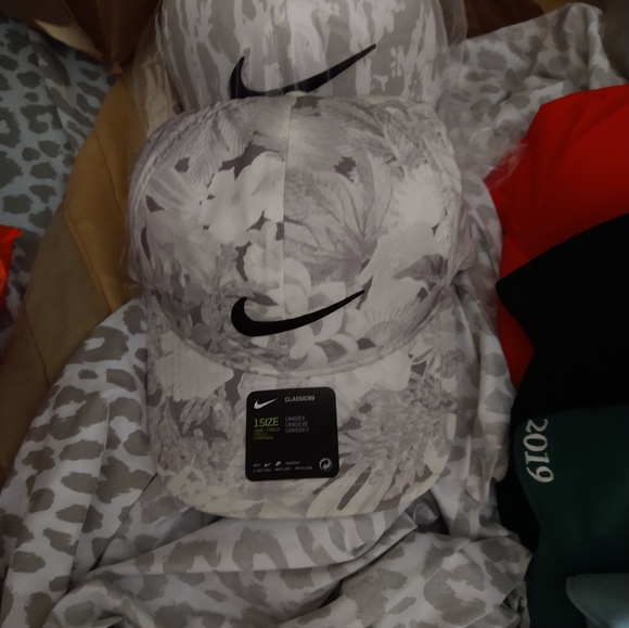 Meet your Posher, Kyle - Picture 8 of 9